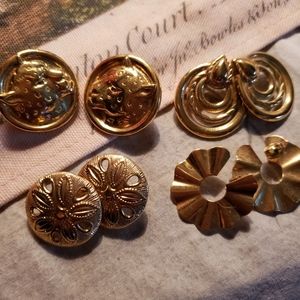 Vintage Avon earrings goldtone